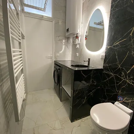 Grand T2 Cours Napoleon B Apartman *