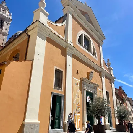 Grand T2 Cours Napoleon B * Ajaccio (Corsica)