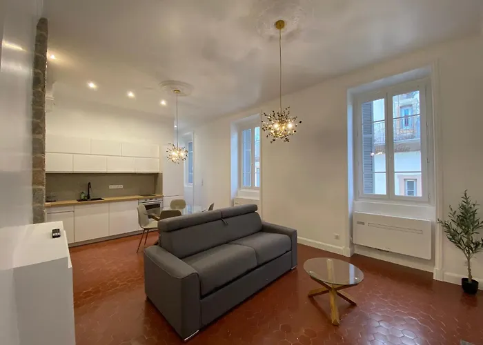 Grand T2 Cours Napoleon B Appartement