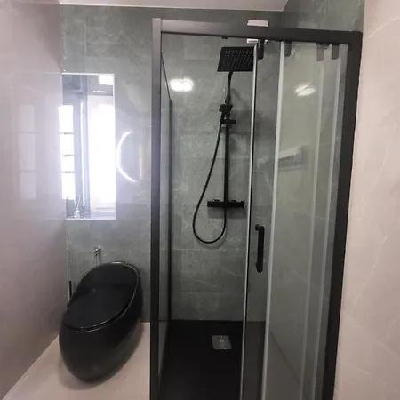 Grand T2 Cours Napoleon B Apartment