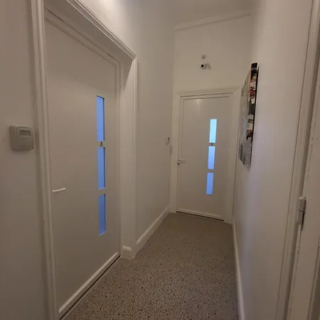 Appartement Grand T2 Cours Napoleon B